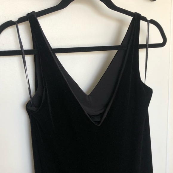 3/$30 Velvet Dress - Picture 4 of 4